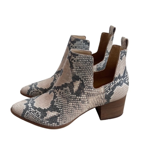 Lucky Brand Jabilo Snake Print Leather Block Heel Western Booties Size 6.5 - Picture 5 of 14